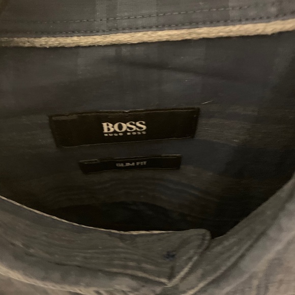 Slim Fit Hugo Boss Button Down Shirt - Picture 2 of 3